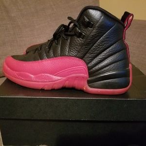 Like New Retro Jordan 12 Red & Black